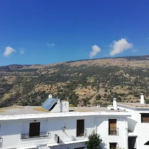 apartamentos-cerro-negro-las-vinas.es-andalucia.com/